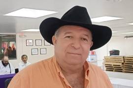 Anselmo Elizondo Dávila advirtió que la pérdida de empleos en Piedras Negras ha golpeado la economía familiar y urge generar nuevas oportunidades laborales.
