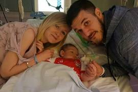 Reino Unido rechaza el ingreso de Charlie Gard al &quot;hospital del papa&quot;