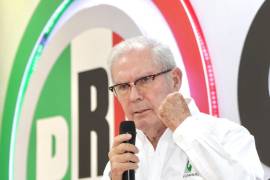 Carlos Robles Loustaunau señala que la carga fiscal representa una parte significativa del precio final por litro.