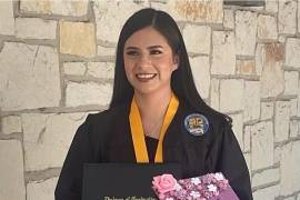 López Belloza, cuya familia emigró de Honduras a Estados Unidos en 2014 cuando ella tenía siete años, se encuentra actualmente con sus abuelos y estudia a distancia..