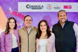 Autoridades destacan la importancia de la formación para el desarrollo personal.