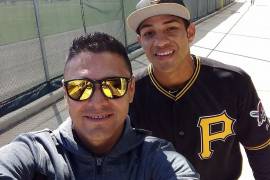 Luis Borges convive con Fabricio Macías en los entrenamientos de los Piratas de Pittsburgh