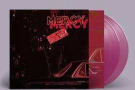 El músico británico John Cale publicó “Mercy”, su decimoséptimo disco de estudio siendo su primer trabajo con nuevos temas en más de una década.