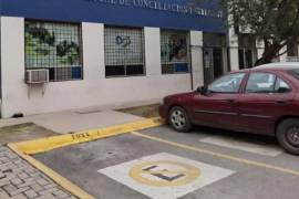 La exfuncionaria fue detenida por agentes de la Fiscalía Especializada en Combate a la Corrupción del Estado de Durango.