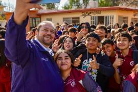Integrantes de la comunidad escolar participan en la definición de prioridades para mejorar sus planteles.