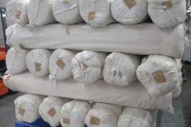 Los 240 kilogramos de la presunta droga estaban ocultos entre más de 600 rollos de cuero sintético