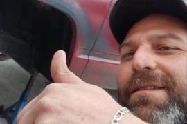 Alberto Tijerina Jiménez, de 47 años, murió tras sufrir un accidente laboral en una planta de Castaños.
