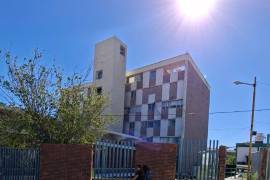 Emily Nicole, de 12 años, se recupera tras varios días en terapia intensiva por dengue hemorrágico.