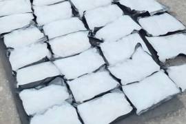 Unos 20 kilogramos de cristal fueron asegurados por la Policía Estatal durante un operativo en el municipio de Sabinas.