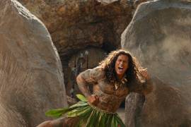 Falla. La caracterización de Dwayne Johnson es de lo más cuestionable para los expertos en cine.