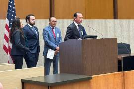 En el segundo día de su gira de trabajo por Washington, D.C., el alcalde Emilio De Hoyos participó en la reunión plenaria del Grupo Binacional de Puentes y Cruces Fronterizos.