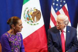 En su análisis, tras los casos de Venezuela e Irán, Loret de Mola destaca que Sheinbaum ha comprendido la asimetría militar y la dependencia económica de México, “y ha actuado en consecuencia” ante los amagos de Trump.