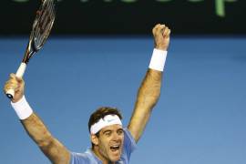 Del Potro vence a Murray y adelanta a Argentina en Copa Davis