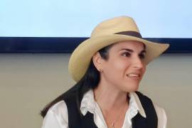 Blanca Villanueva, empresaria del sector, alertó sobre el déficit de operadores de transporte pesado en México.