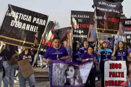 Dentro de unos 15 días, Mario Escobar y Dolores Bazaldúa esperan acudir a la FGR para que les admitan el meta peritaje que realizaron con expertos independientes.