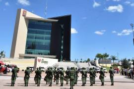 Desde el águila sobre el nopal hasta los colores de la independencia, cada elemento tiene un porqué.