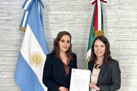 La senadora del PAN, Lilly Téllez extendió una invitación a Javier Milei, Presidente de Argentina, para asistir al Senado Mexicano.
