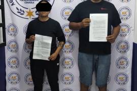 La Fiscalía de Coahuila cumplimentó la orden de aprehensión en contra de dos hombres y una mujer.