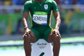 Atletas piden que Semenya no corra en competencias femeninas