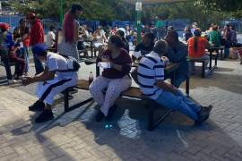 Integrantes de la colectiva señalaron la presencia de feligreses en las inmediaciones del Centro de Salud Morelos.