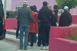 El traslado de Sabinas a Saltillo de la menor, requirió una ambulancia de cuidados intensivos y el apoyo de policías municipales de Monclova y Castaños. Fue internada en el Materno Infantil, donde falleció.