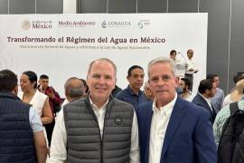 El Diputado Theo Kalionchiz durante su participación en el foro sobre el régimen del agua en México, donde reiteró su compromiso con el acceso equitativo al recurso hídrico.