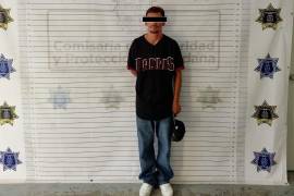 Juan Pablo “N”, alias “El Gangas”, fue detenido por elementos del Agrupamiento contra Robo de Vehículos por su probable participación en el robo de una motocicleta al norte de Saltillo.
