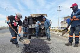 Personal municipal realizó recorridos de inspección para identificar los daños y determinar las vialidades que requieren atención.