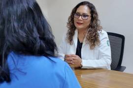 La atención psicológica presencial se canaliza a través de las Unidades de Medicina Familiar del IMSS.