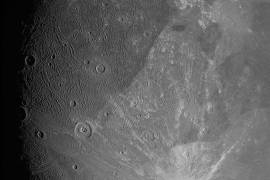 Revelan las dos primeras imágenes tomadas por Juno a luna gigante de Júpiter