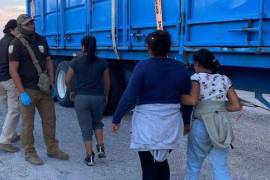 Los agentes federales encontraron a los extranjeros en el punto de revisión, que se localiza en el poblado de Samalayuca, 45 kilómetros al sur de Ciudad Juárez