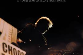 Roger Watres lanza tráiler de película 'US + THEM'