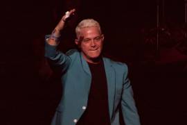 Fiesta. El cantante español llegará con sus grandes éxitos y nuevas canciones a la capital coahuilense.