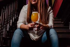 Mujeres Cerveceras: de la cebada a la distribución y comercialización
