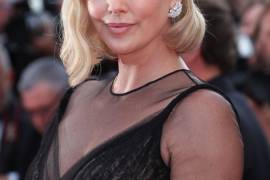 Charlize Theron: 'Asusto a los hombres'