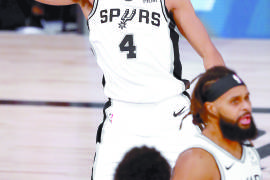 Spurs aún están vivos en la NBA