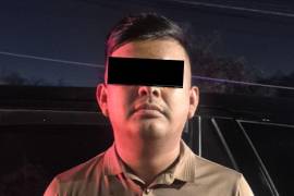 Autoridades de Guadalupe, Nuevo León, detuvieron a un hombre en posesión de presuntos narcóticos tras interceptarlo a bordo de una camioneta con placas de Chihuahua