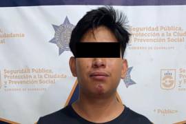 La mujer presentaba huellas de violencia, pero por fortuna los uniformados llegaron a tiempo para ponerla a salvo.