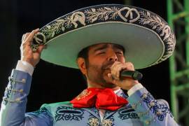 El cantante de música ranchera perdió los estribos con una reportera en la Feria Saltillo.