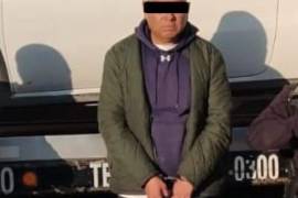 El detenido usaba licencias falsas para cometer sus fraudes.