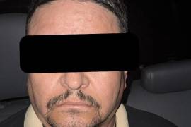 El detenido fue trasladado a las instalaciones de la Fiscalía General del Estado, donde se mantiene en integración la carpeta de investigación.