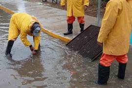 Más de 83 reportes de emergencia por las lluvias ha recibido la Dirección de Atención Ciudadana de Torreón.