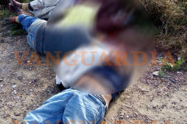 Asesinan a tres hombres en Guerrero, Coahuila; dejan narcomensaje