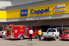 Fuga de gas alarma en centro comercial de Torreón y evacúan el lugar