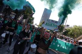 En el marco del Día de la Despenalizacion del Aborto, decenas de mujeres marcharon para exigir su legalización en el país.