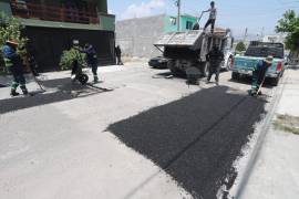 Los trabajos de bacheo son permanentes en Saltillo.