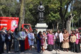 El acto contó con la presencia de representantes de organizaciones civiles, activistas culturales y autoridades del gobierno federal.