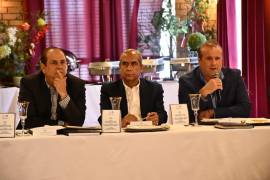 La reunión fue presidida por Mario Dávila Delgado donde estuvieron Miguel Ángel Algara Acosta y Claudio Bres Garza