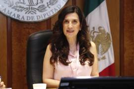 Kenia López Rabadán conversó por una hora con periodistas de diferentes medios de comunicación de los estados, entre ellos, VANGUARDIA.