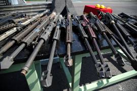 Militar activo vendió armas del Ejército Mexicano a célula delictiva de un cártel radicado en el Estado de México. Esta y otras filtraciones que salieron a la luz tras el hackeo de ‘Guacamaya’